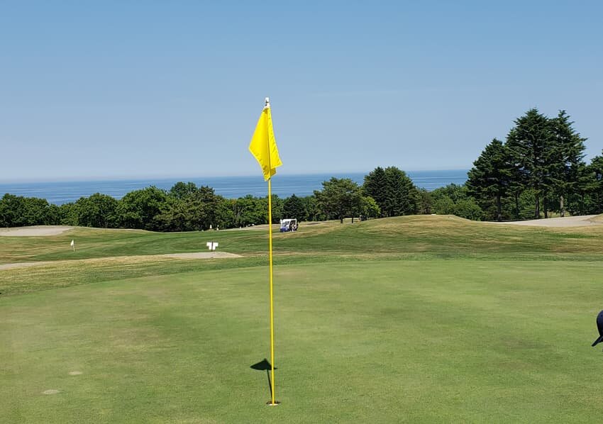 職場メンバーとゴルフに励んでいます！